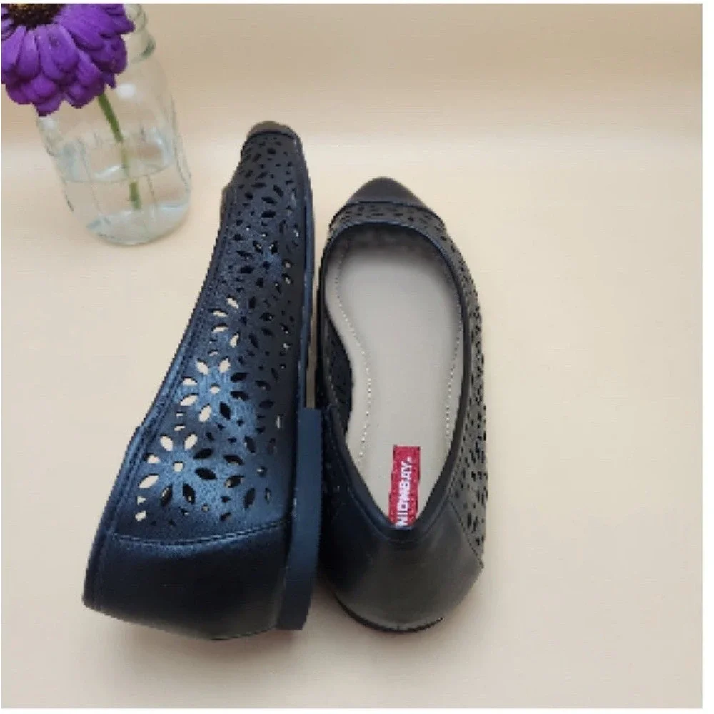 UNIONBAY black cap toe perforated flats shoes womens‎ size 8